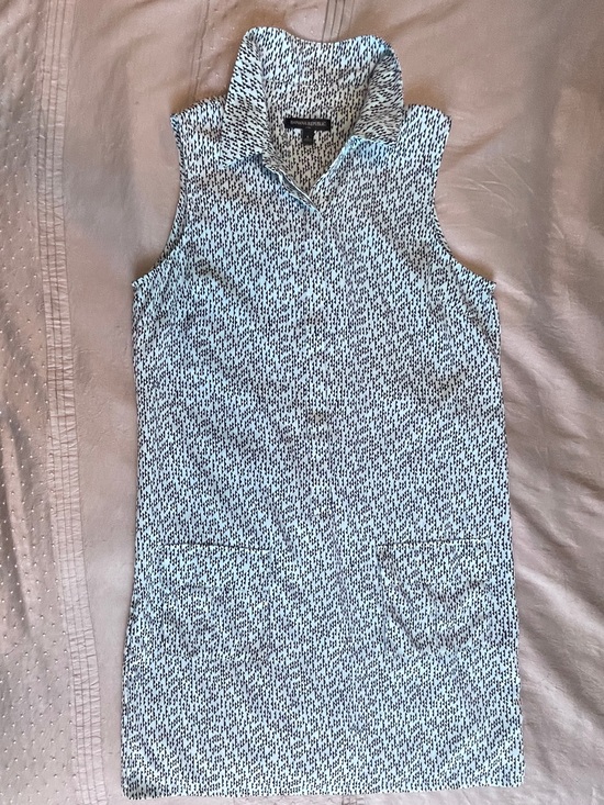 Banana Republic Dresses & Skirts - Summer! Banana Republic Sleeveless Geometric Print Shirt Dress size 6